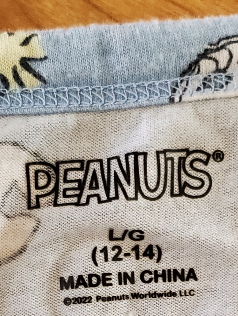 New 2 PC Snoopy Peanuts Women's L Pajamas Top & Shorts - Picture 3 of 5